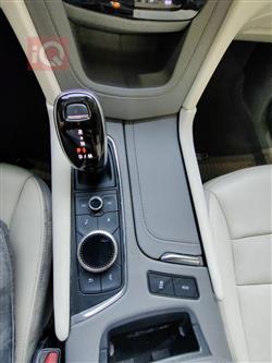 کادیلاک XT5
